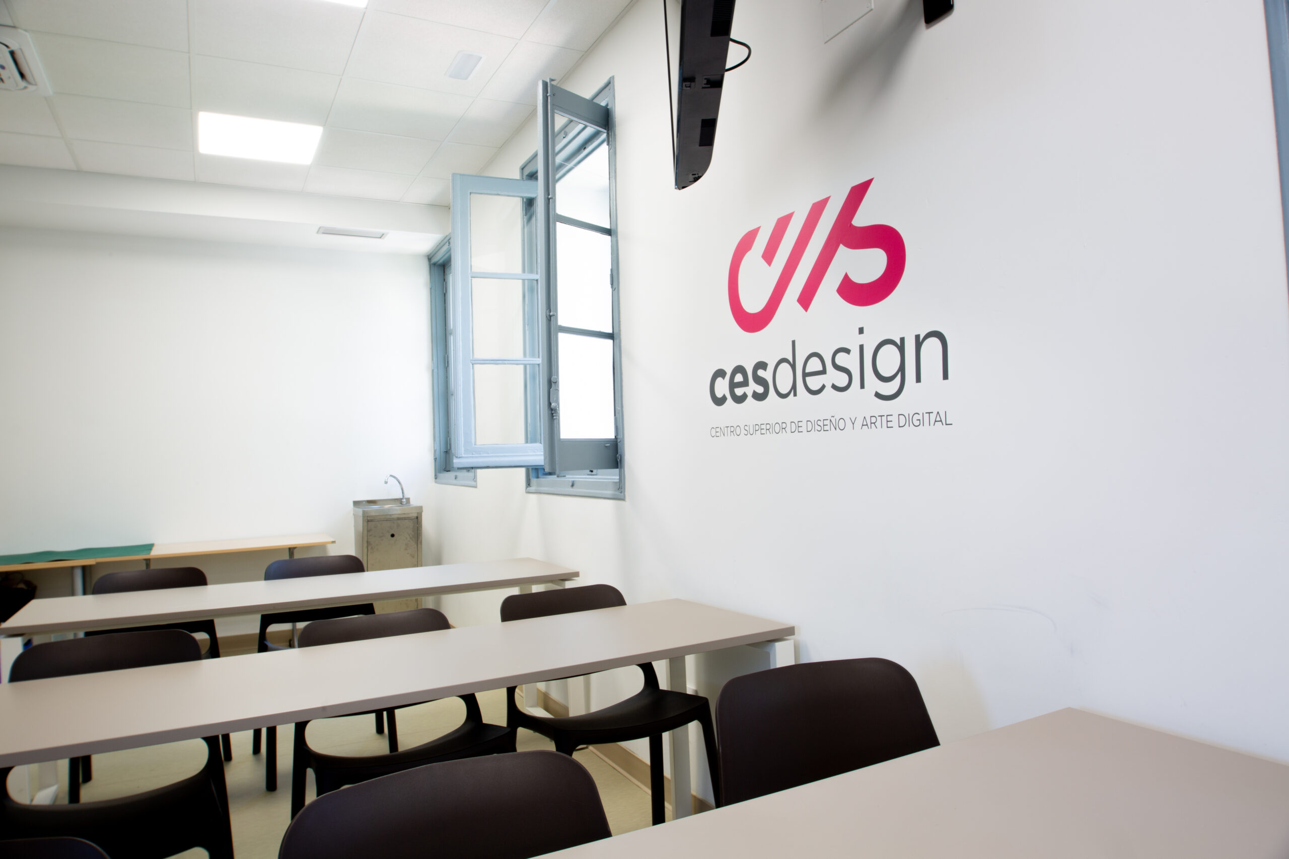 aula de la escuela ces design